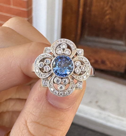 18kwg Diamond & Ceylon Sapphire Ring